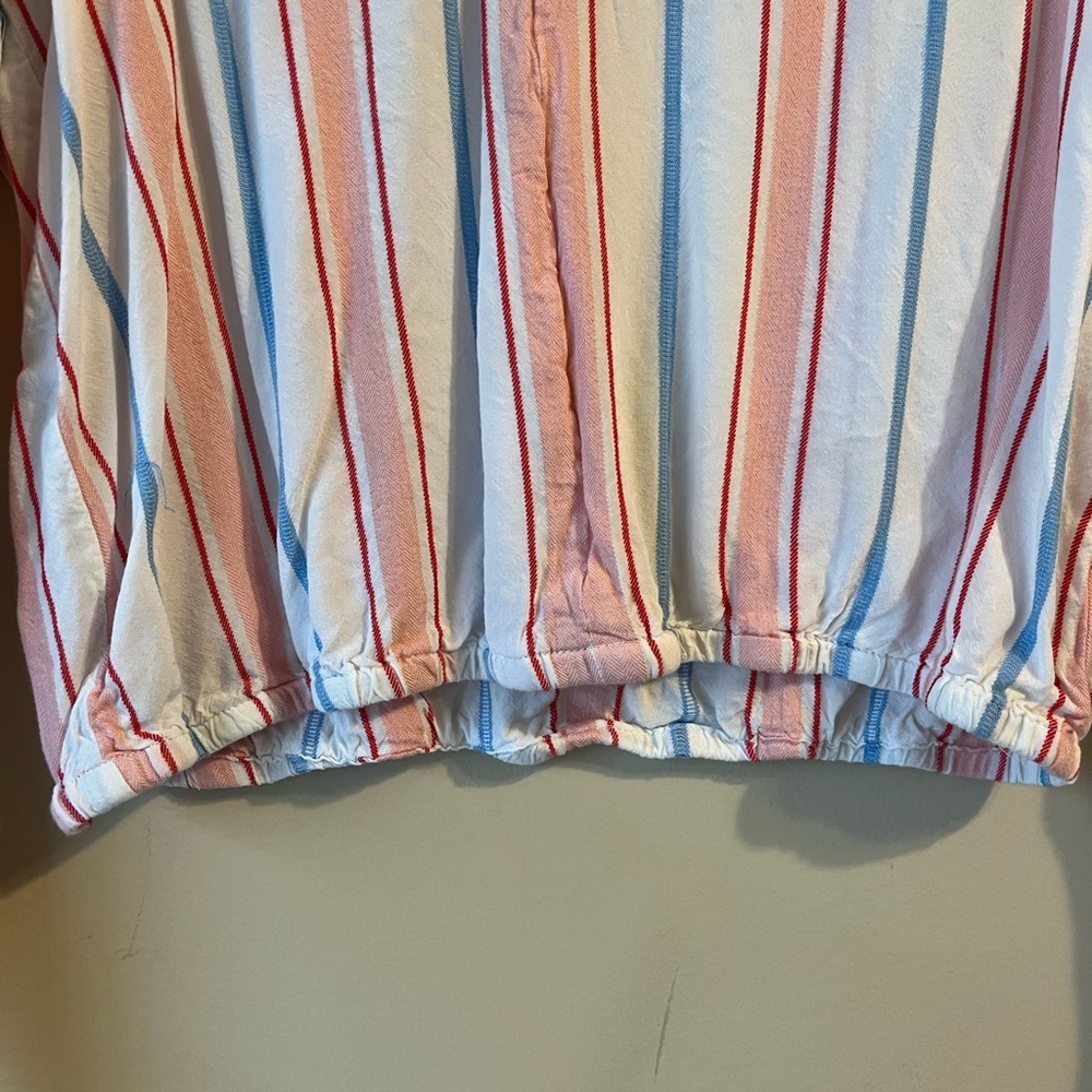 Marc New York flowy sleeve top - Picture 3 of 6